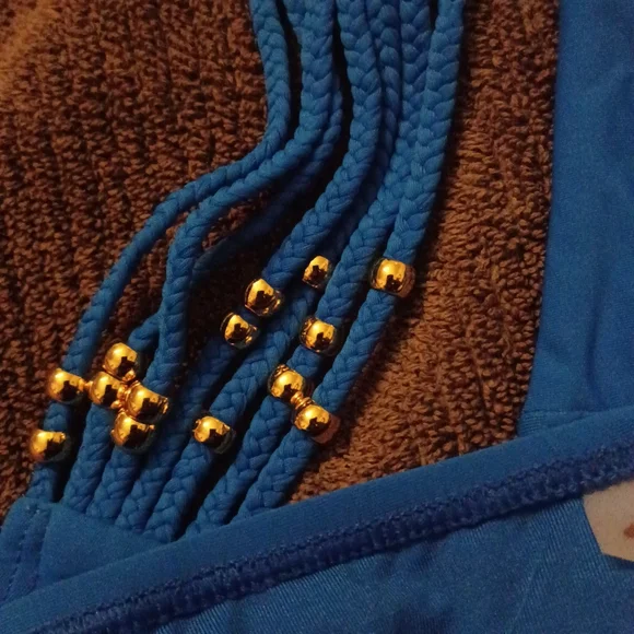 PILYQ BIKINI BOTTOM 👙 - Picture 7 of 8